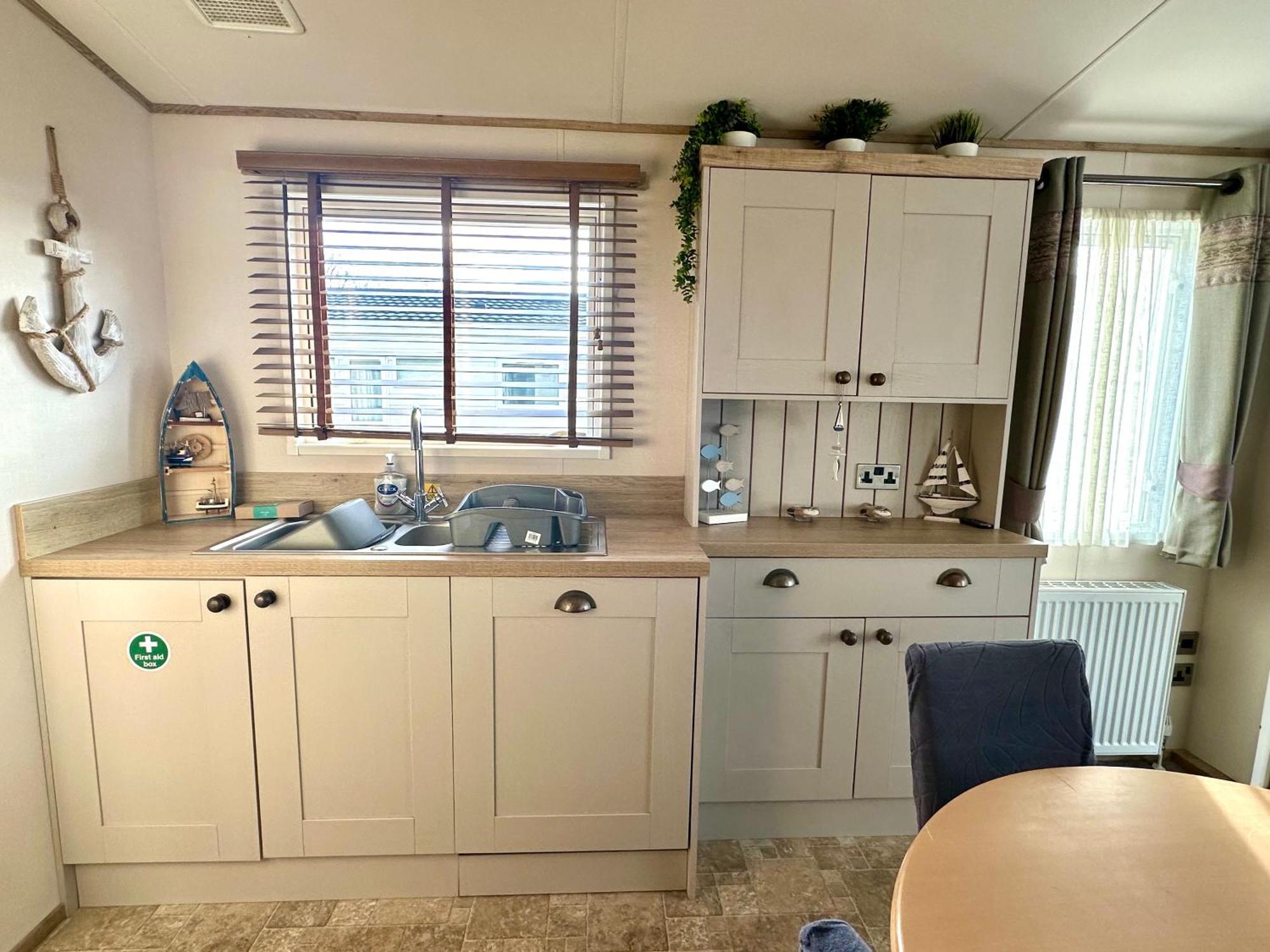 The Boat House, Hot Tub Lodge South Cerney Exteriör bild